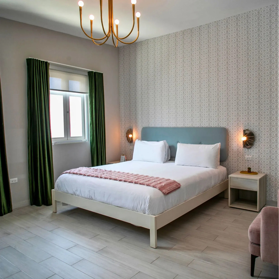 Oceana Hostal Playero