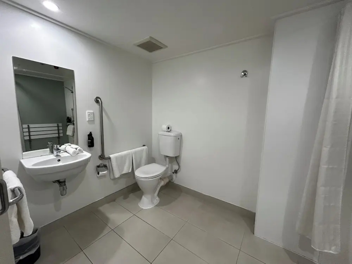 Copthorne Hotel & Apartments Queenstown Lakeview