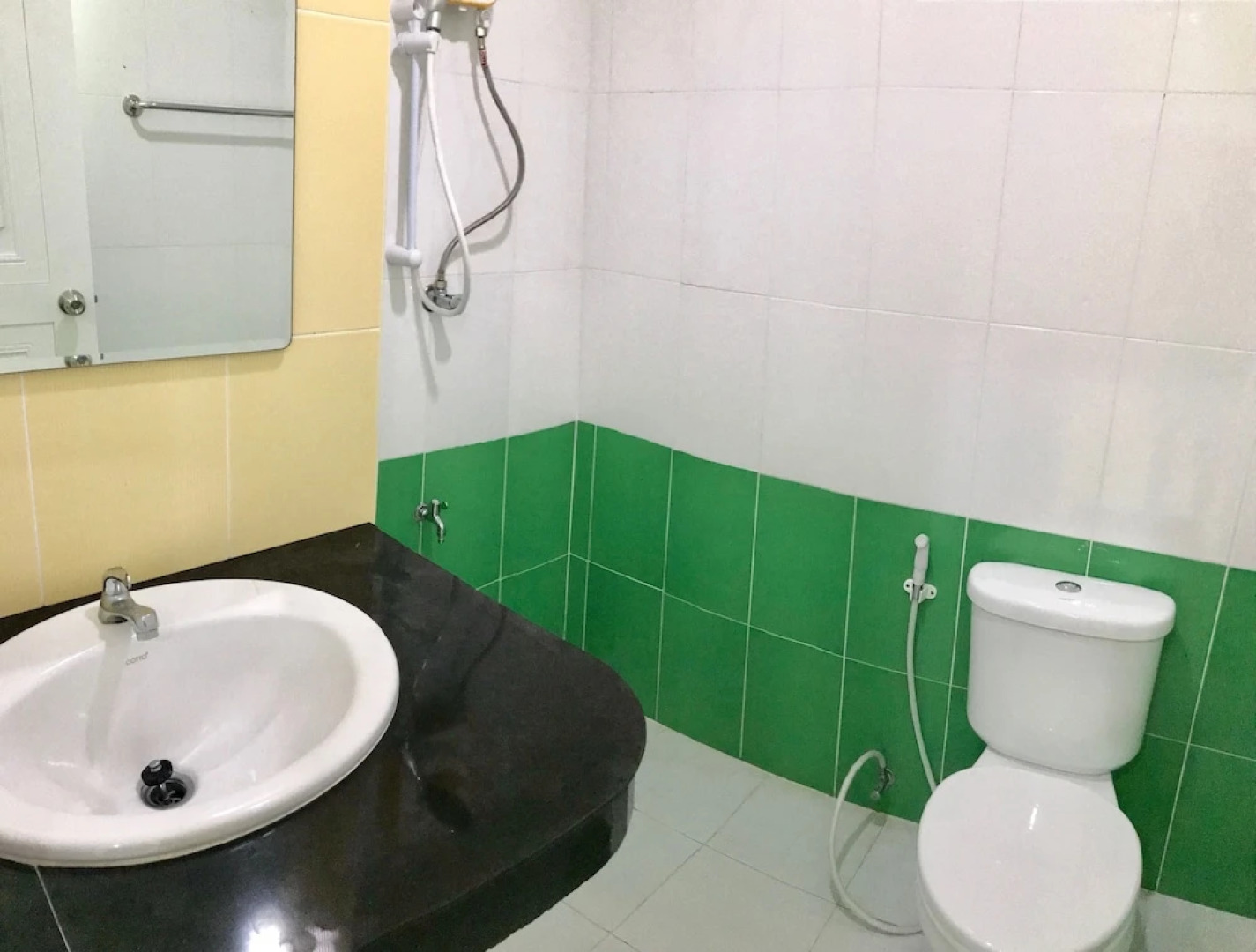 Tree House Apartment Songkhla