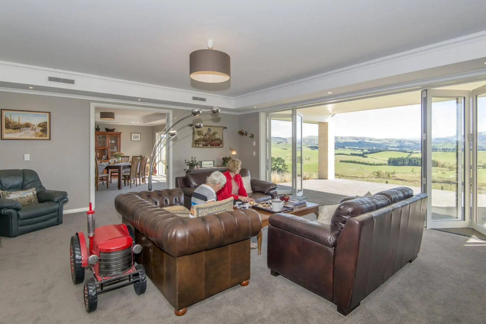 Ribbonwood Country House