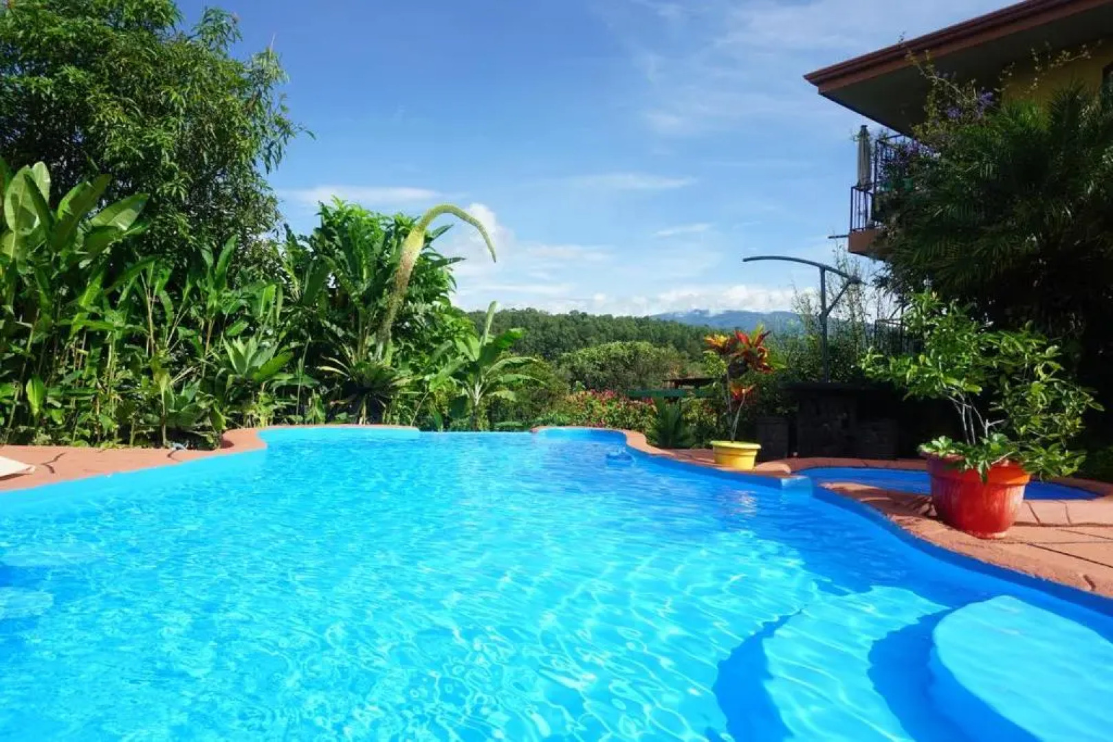 Lake Point Guest House