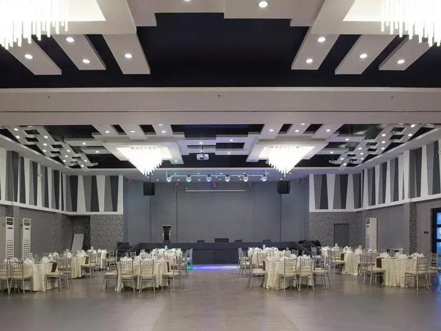 Isabela Zen Hotel & Restaurant Corporation