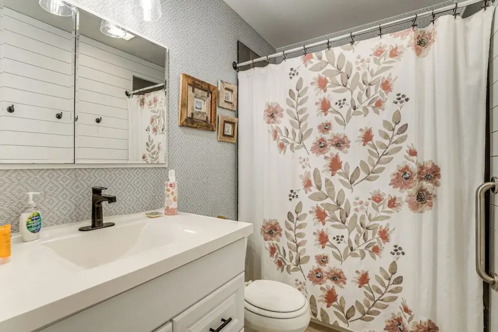 Charming Sun City Getaway Near Golf & Casinos!