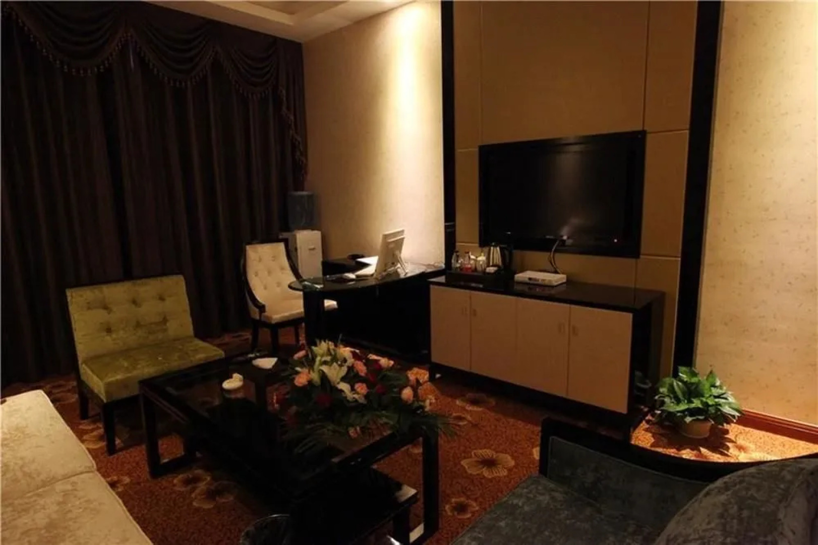 Zhongzhou International Hotel