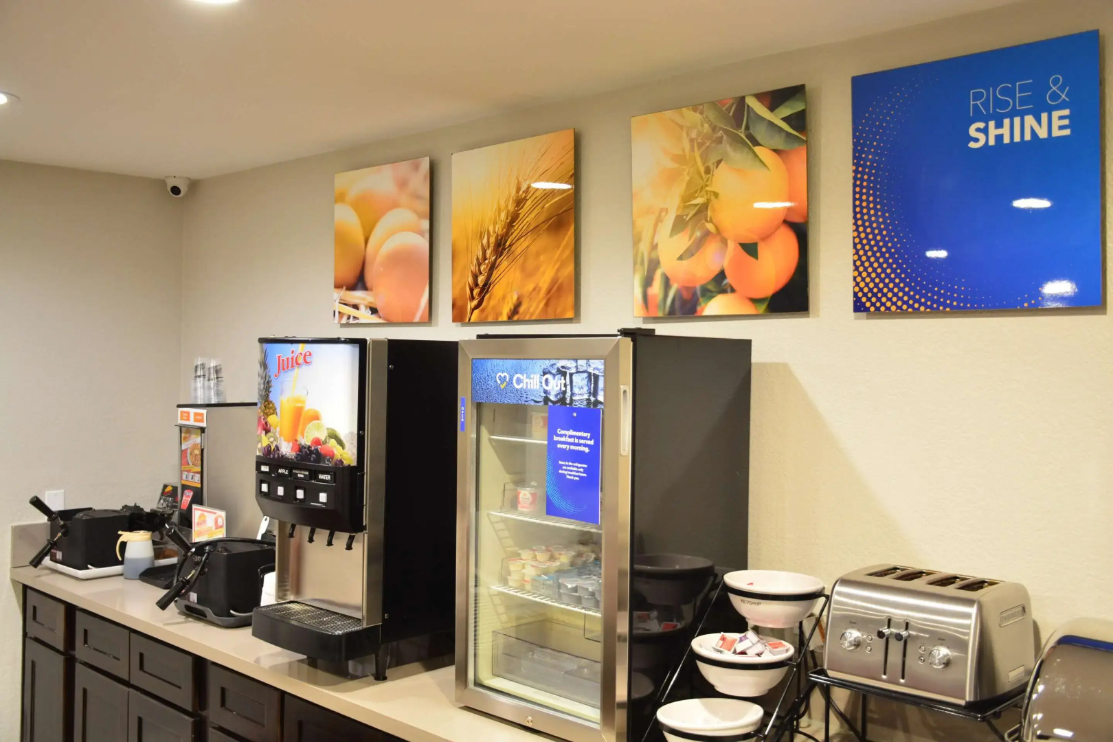 Comfort Inn & Suites Moreno Valley near March Air Reserve Base