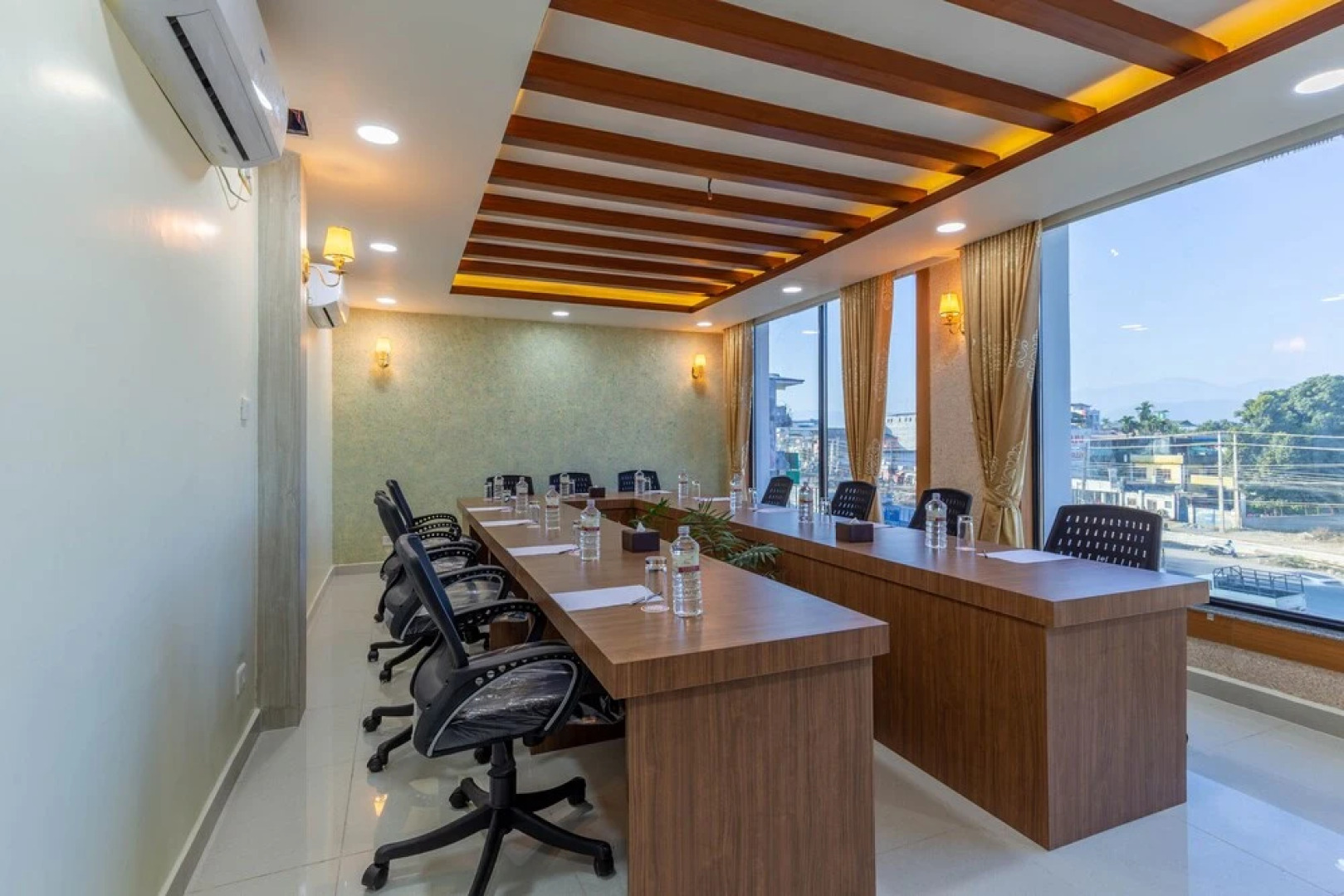 Dream International Hotel