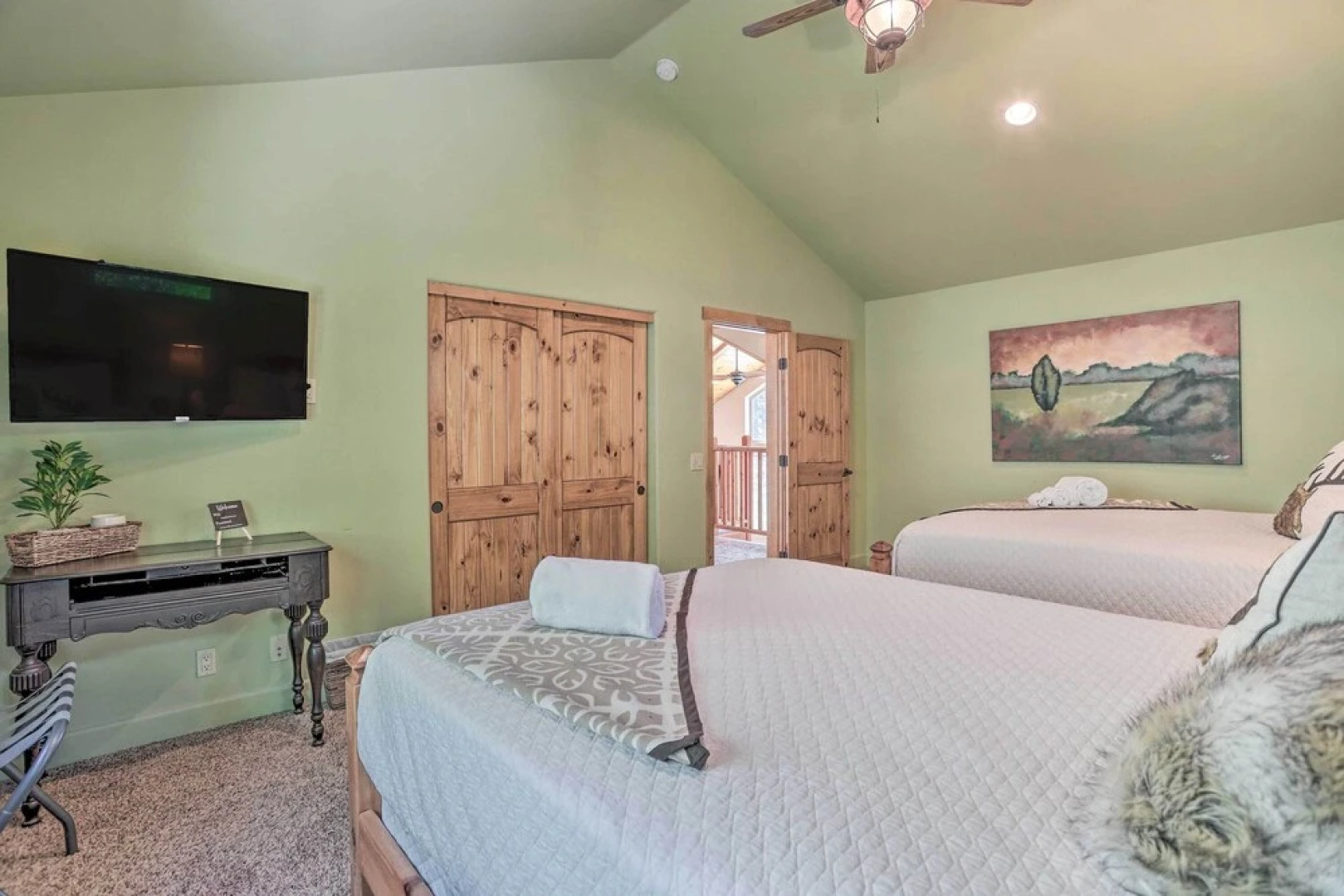 'the Zen Playhouse' w/ Lake Arrowhead Access!