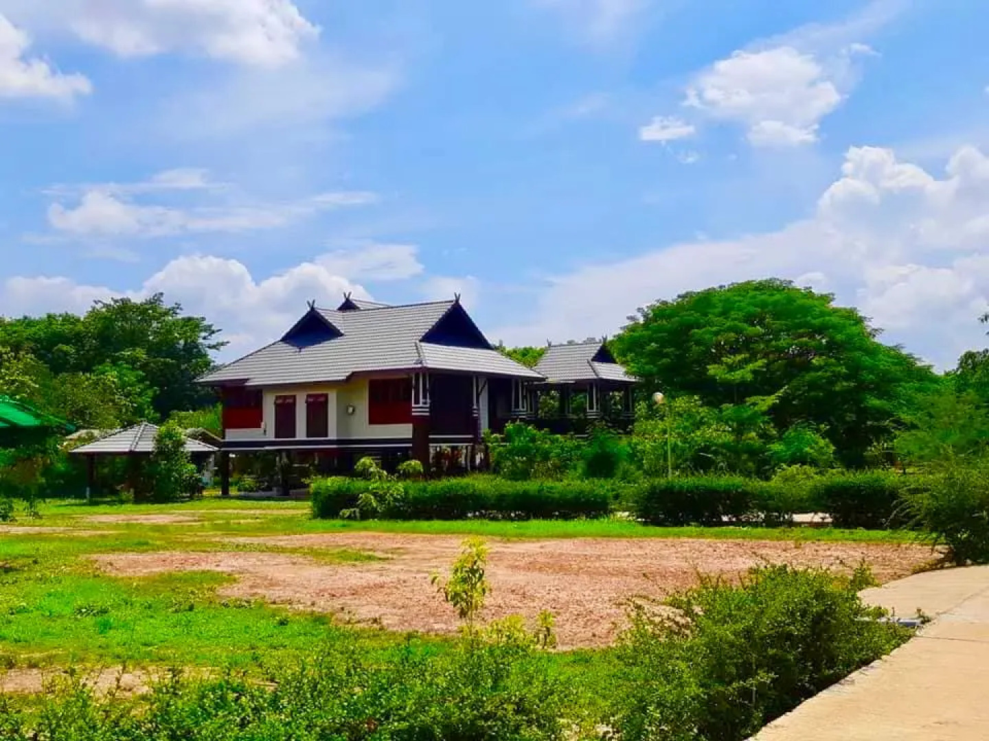 i-na Boutique Home Nan