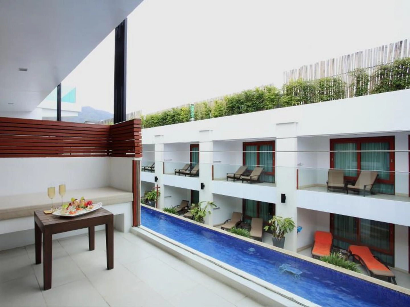 Курортный отель La Flora Resort Patong