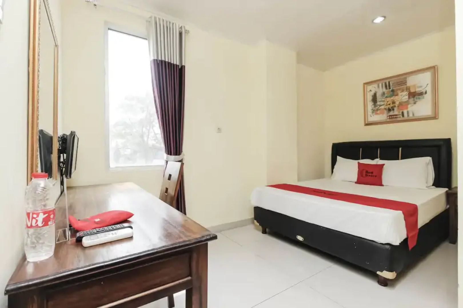 Hotel Teratai Cikarang