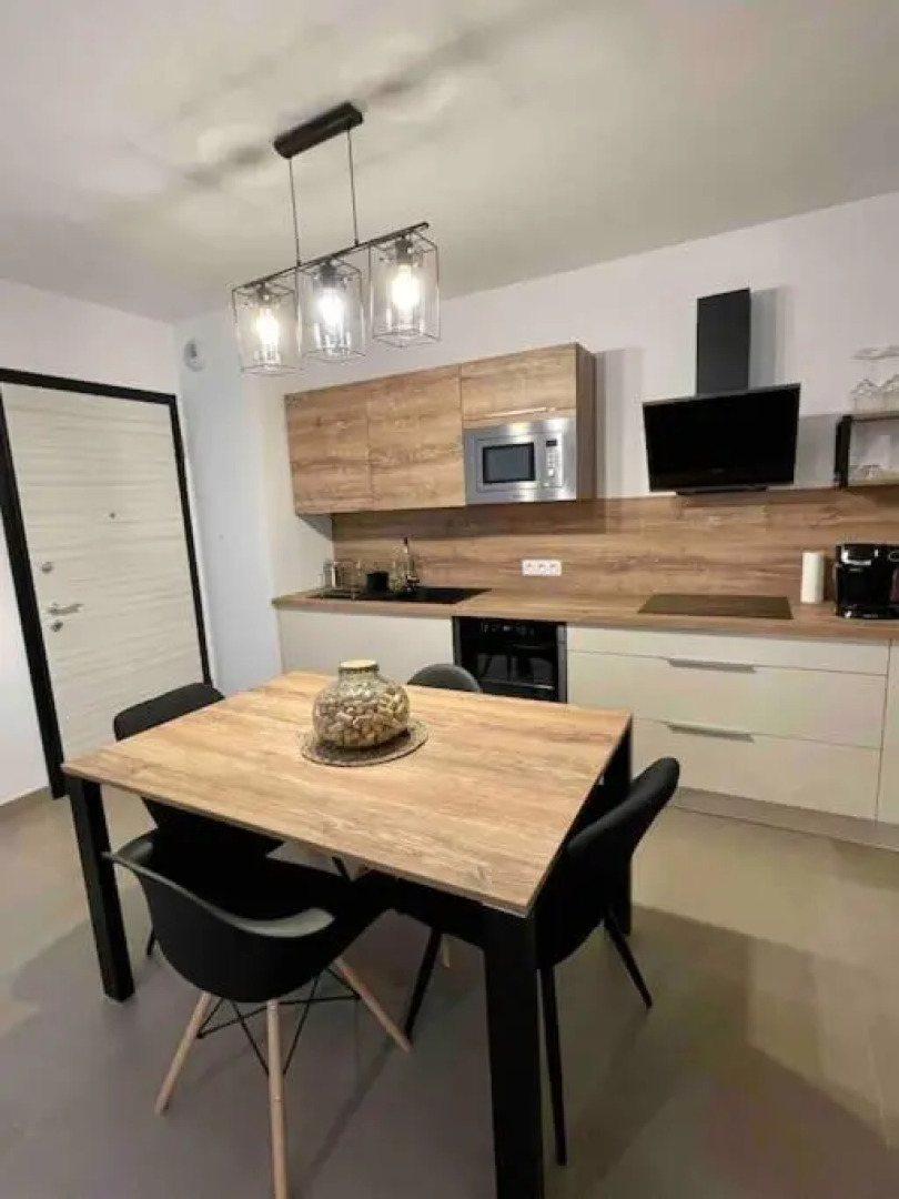 Grand T2 avec parking gratuit