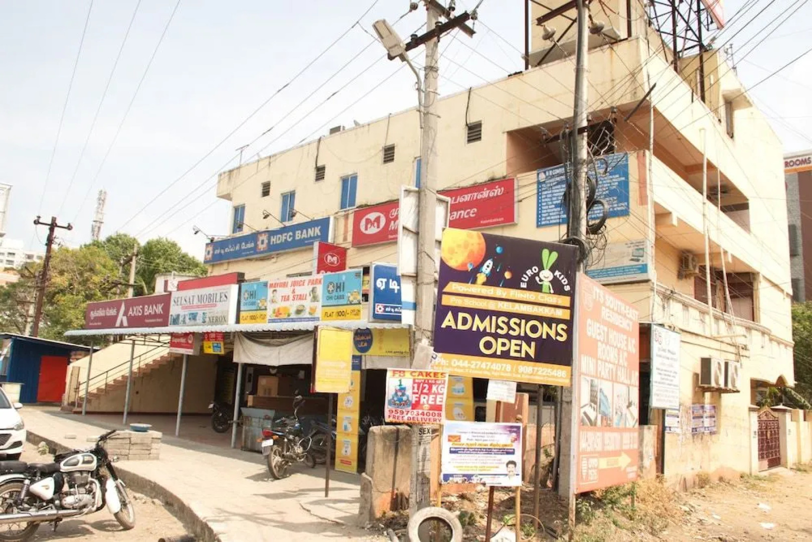 Oyo 8062 Raj Residency Chrompet