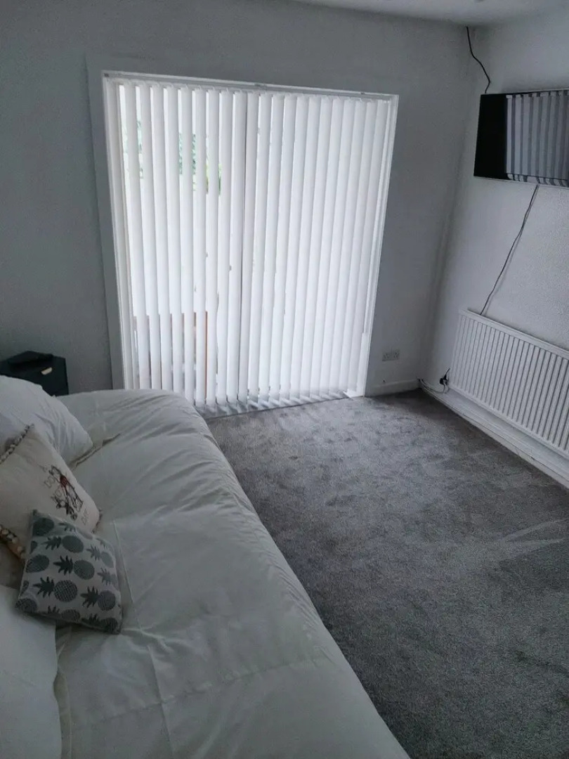 Charming 2-bed House in Fleetwood, England