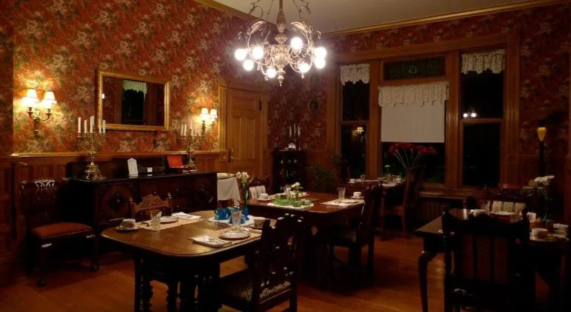 1890 Williams House Inn