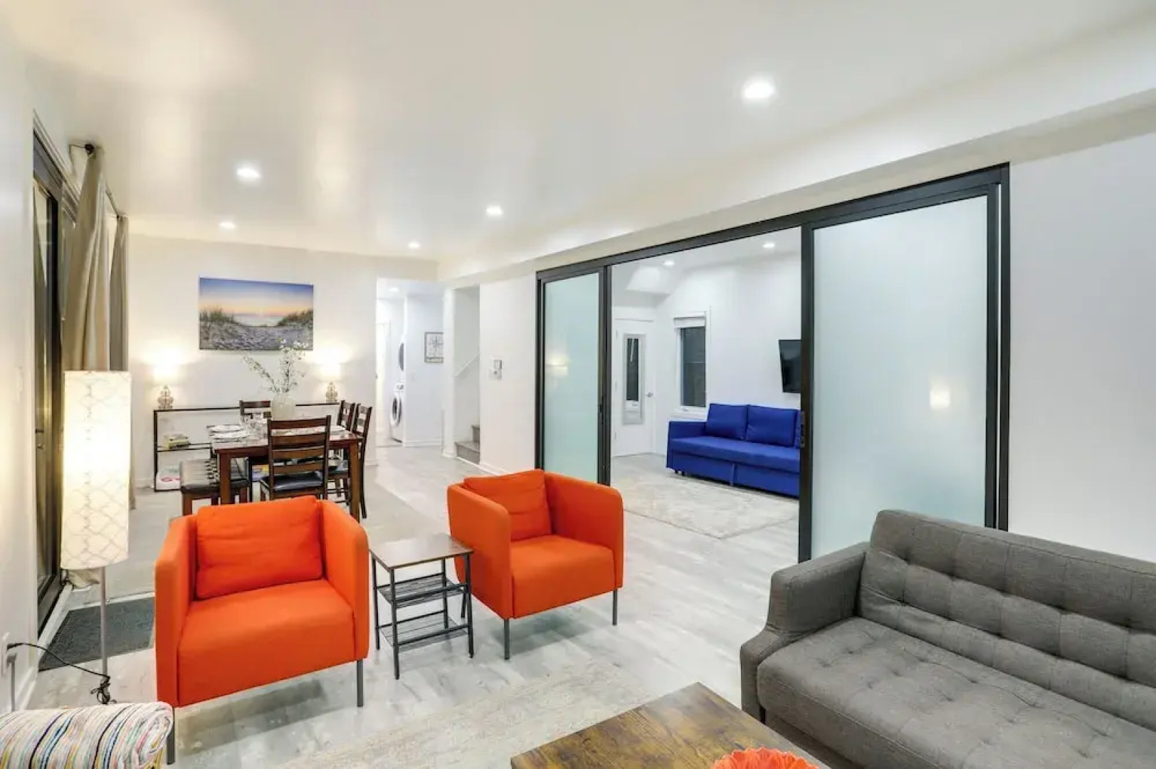 South Haven Oasis - Private Hot Tub, Pool & Grill!