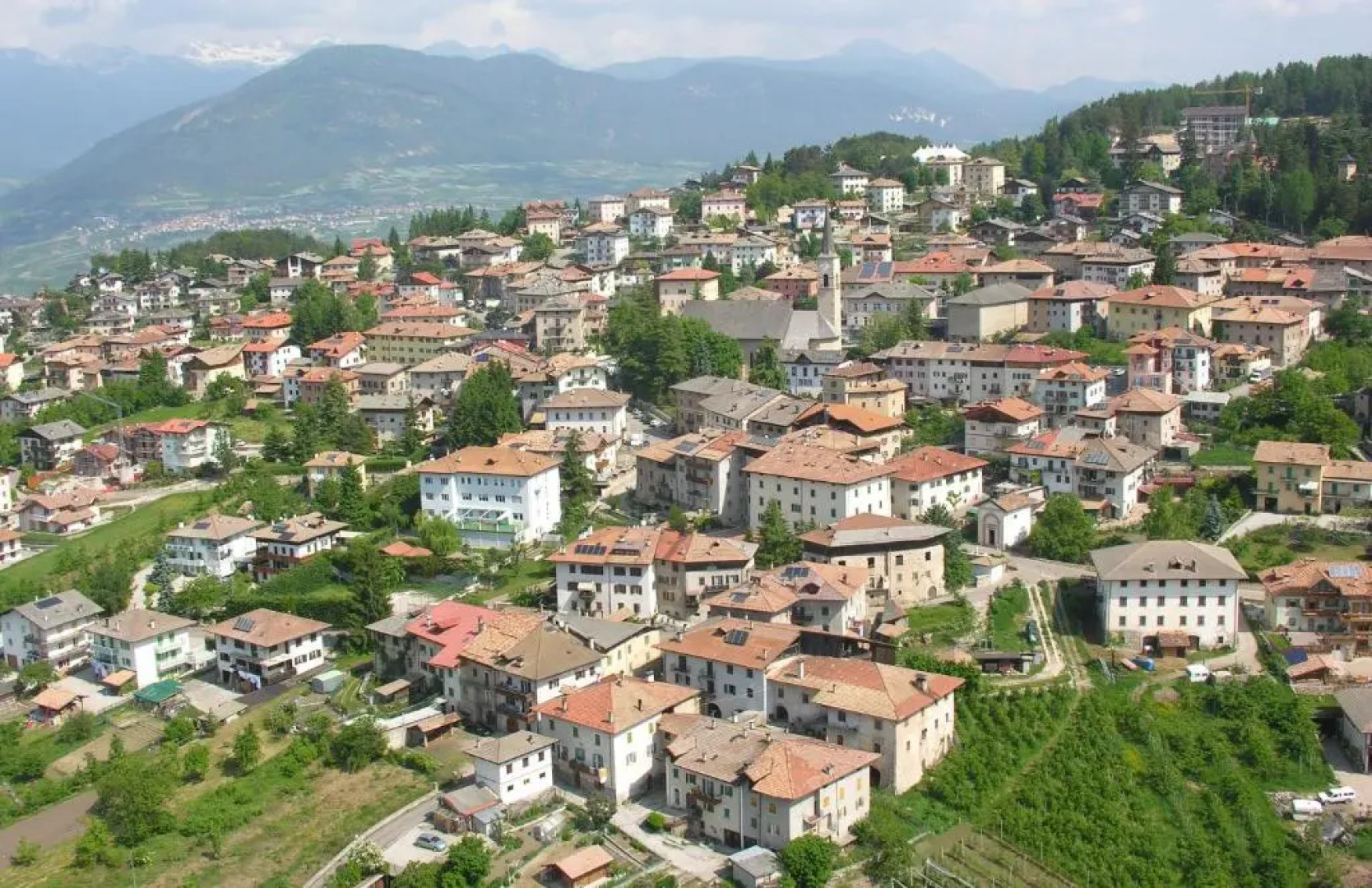 "Casa Elda" 110 Mq Primo Piano a Coredo Trento