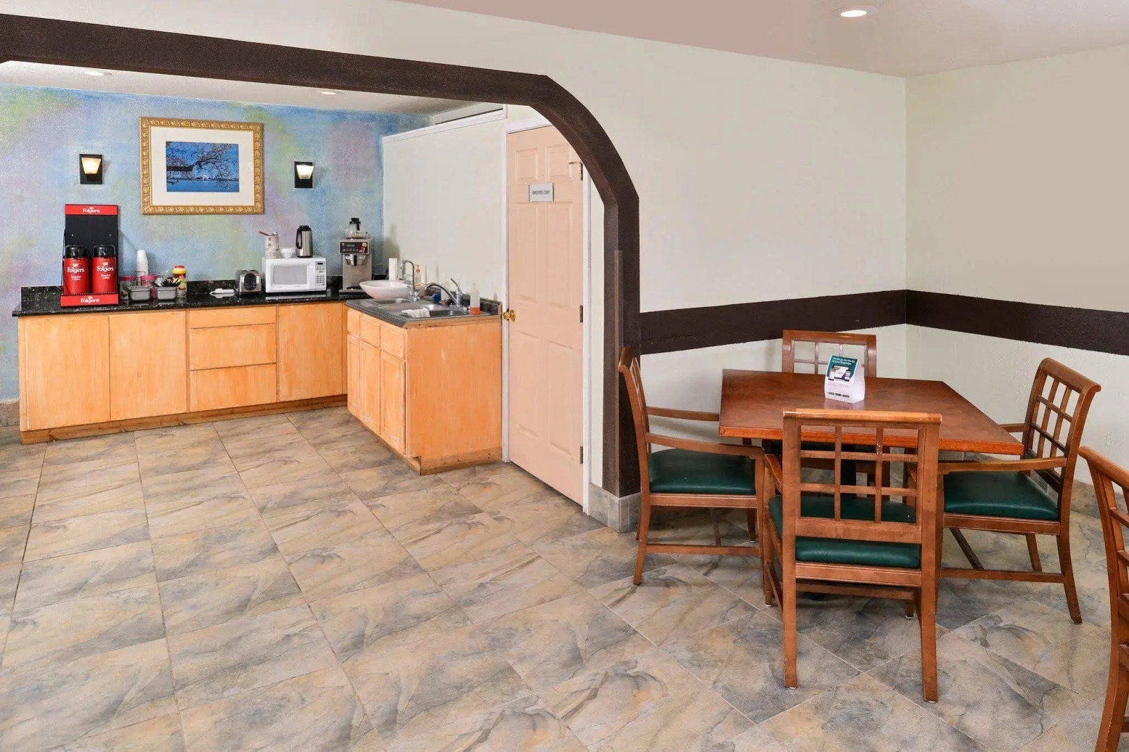 Econo Lodge Junction