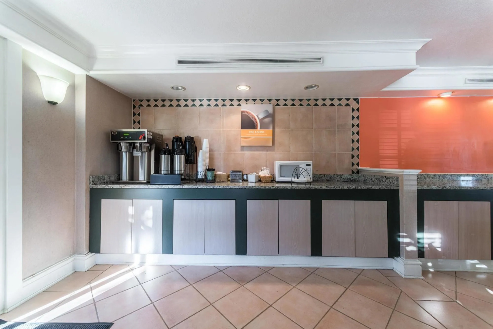 Motel 6 Hazelwood, MO