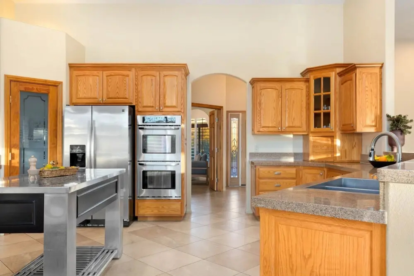 Playa Sol by Avantstay Jtree Oasis w/ Hot Tub & Pool!