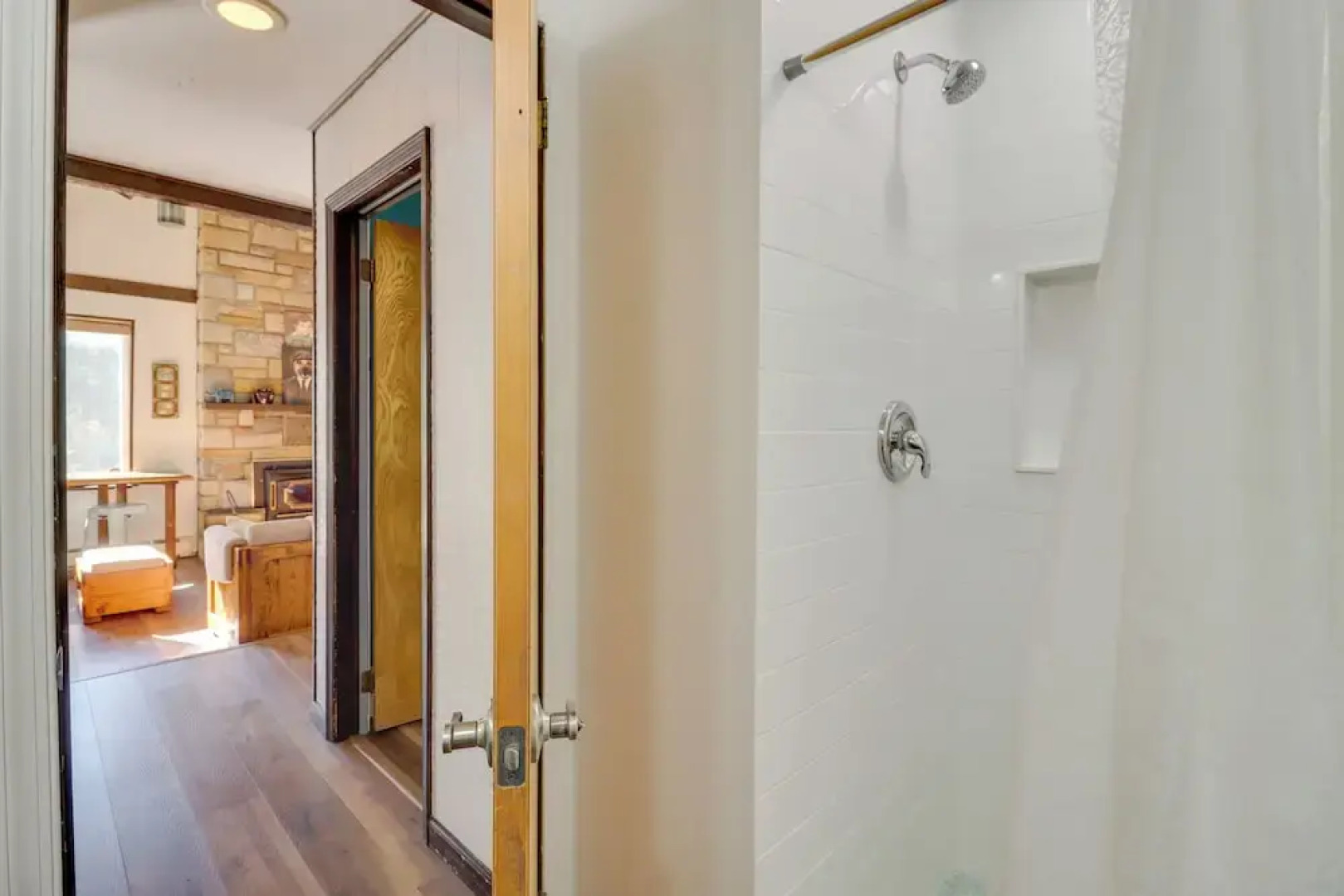 Near Skiing: Lakefront Gem w/ Kayaks in Long Pond