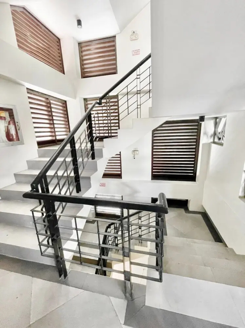 Capital O 75412 V Resort