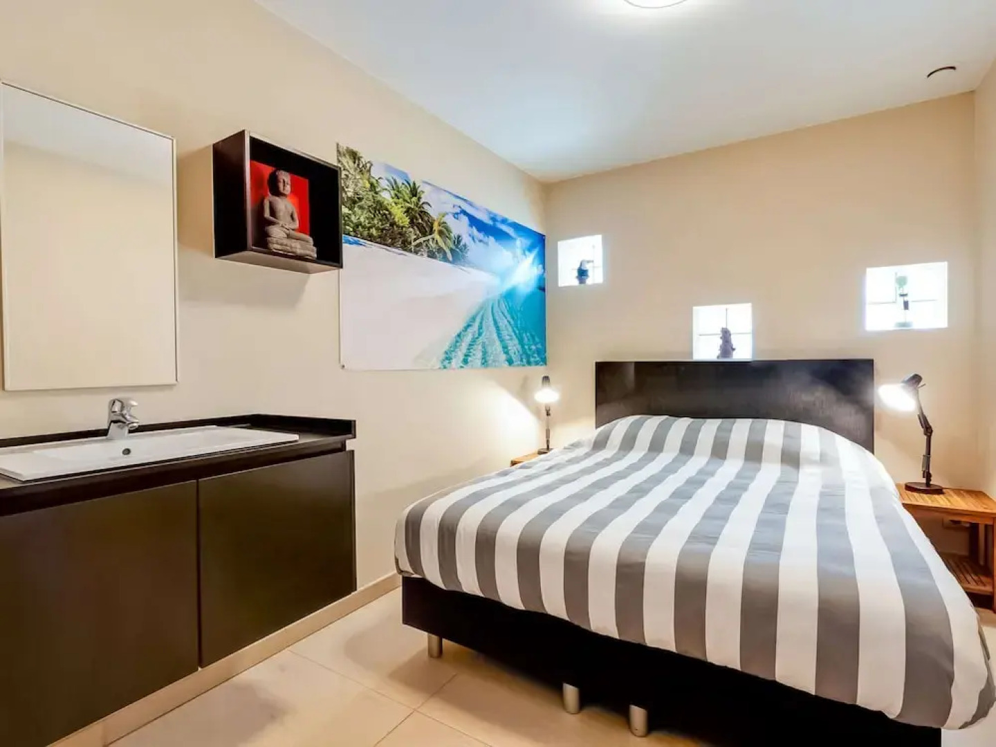 Modern Holiday Home in Avelgem with Sauna & Hot Tub