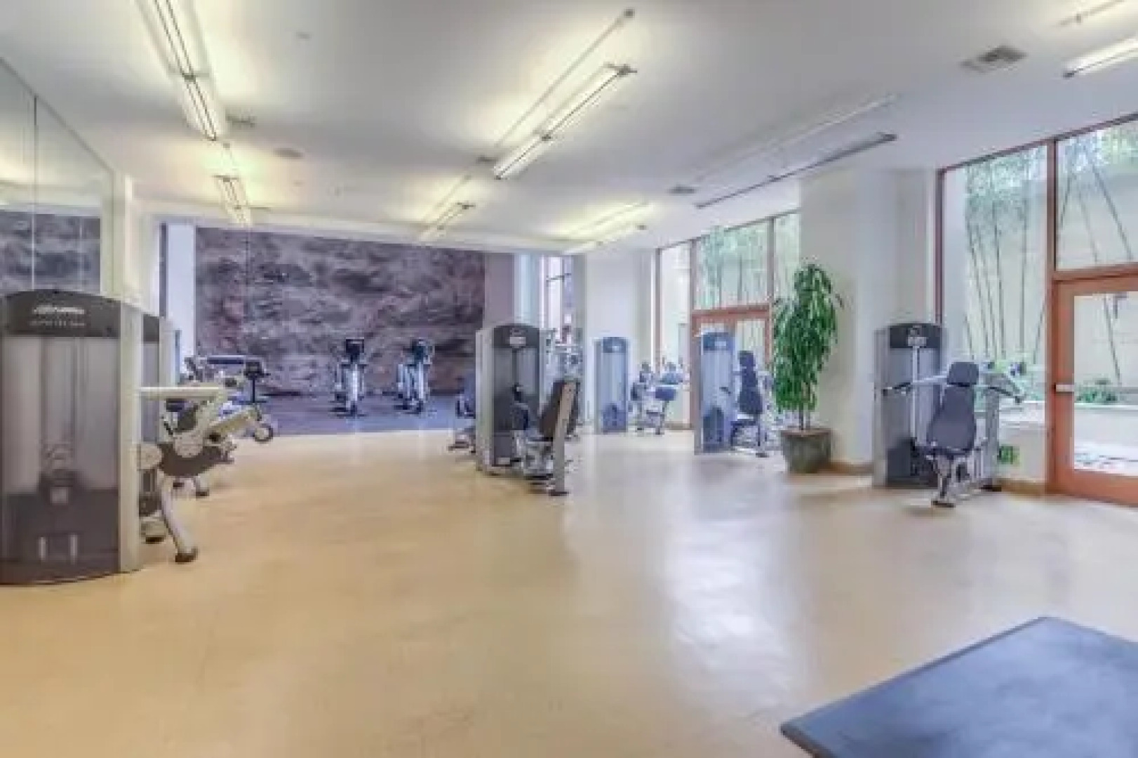 Glendon Westwood 2204