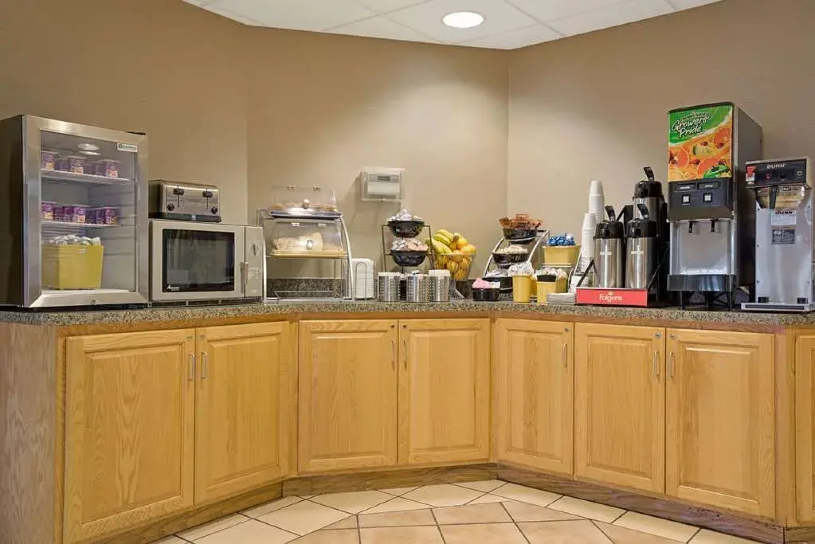 Days Inn by Wyndham Eagan Minnesota Near Mall of America