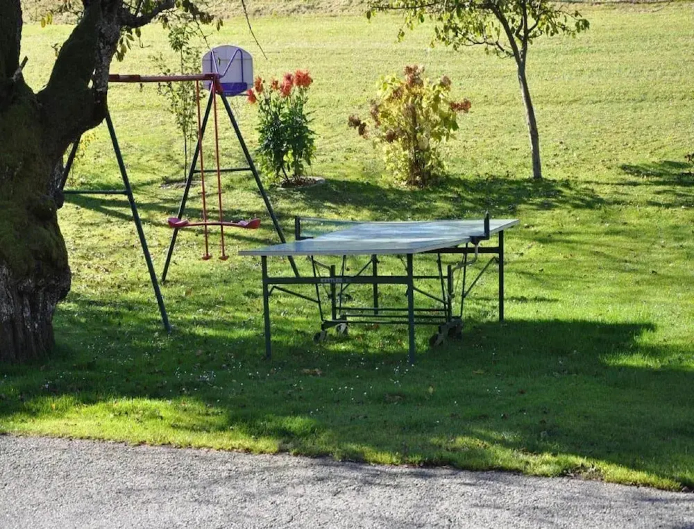 Apartment in Sonnen Near Ski Lifts