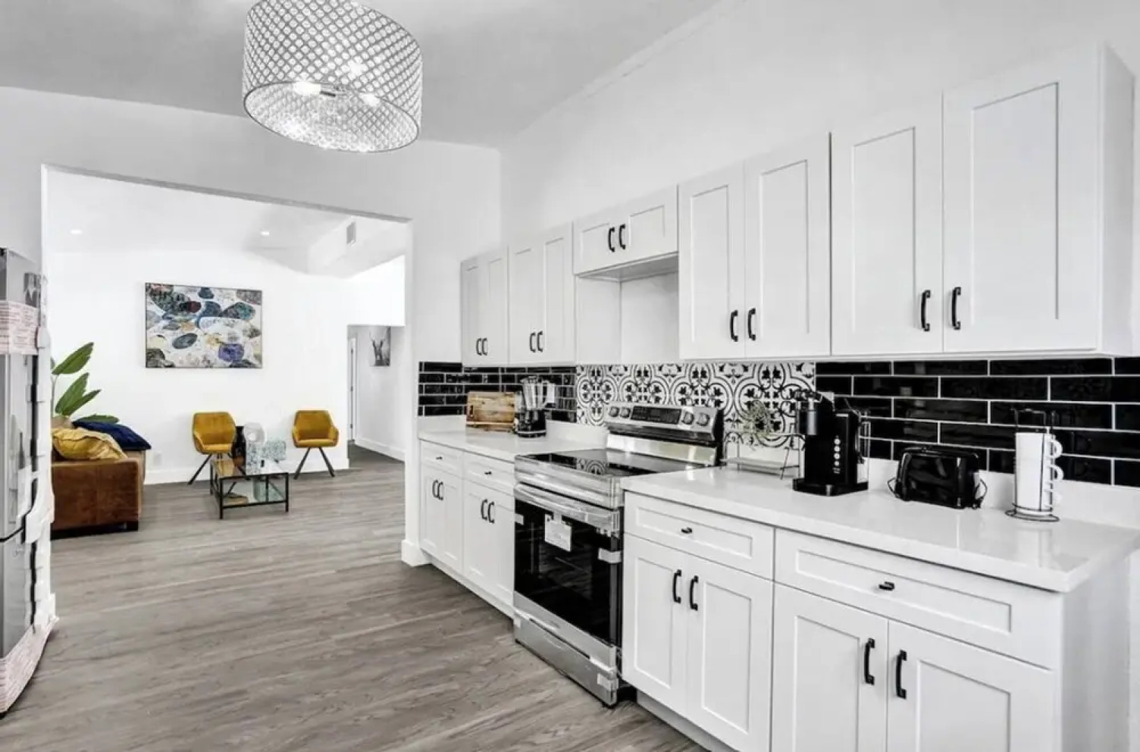 Spacious Home With Heated Pool