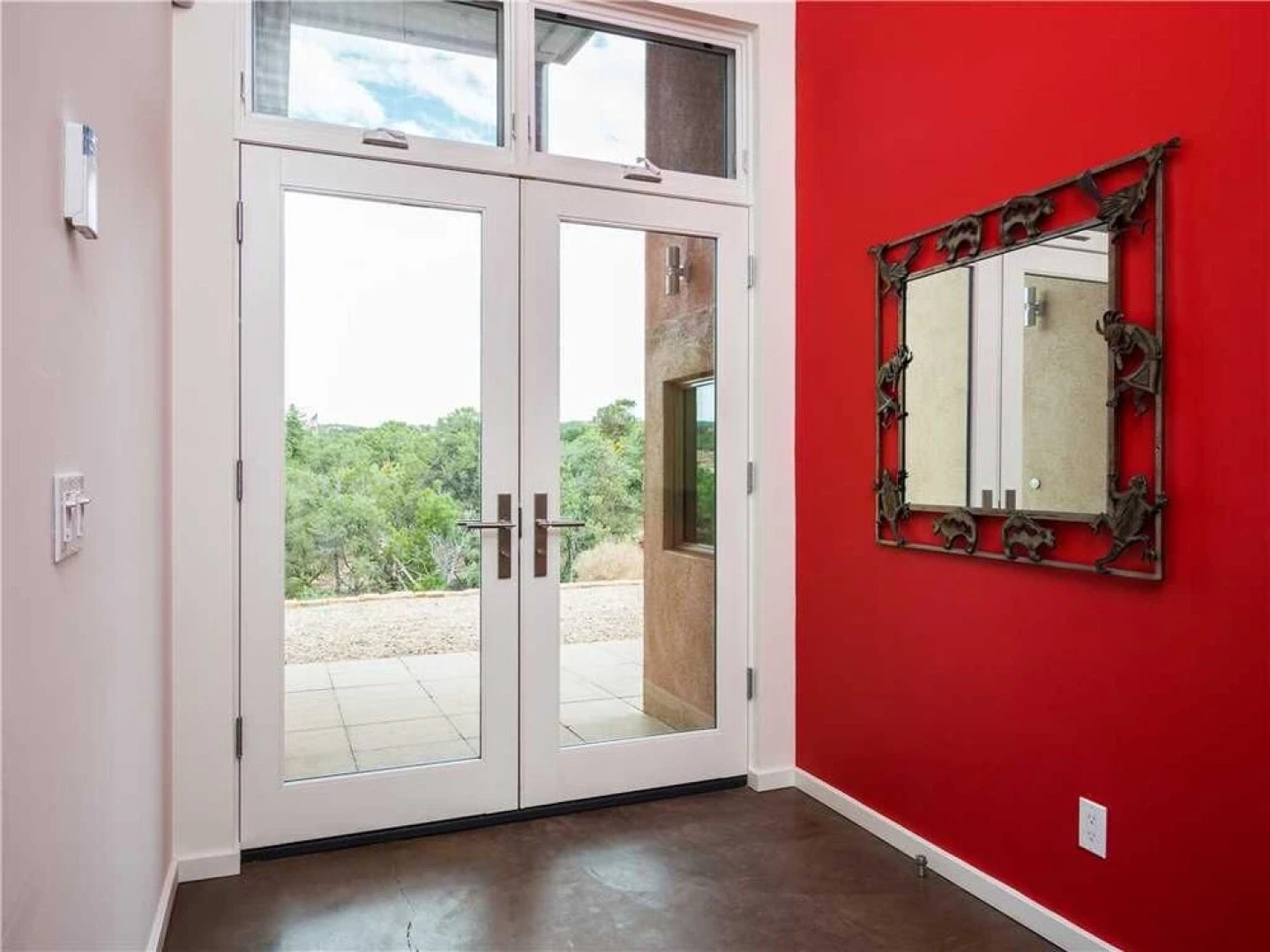 Butterfly House - Spectacular Modern Design and Mountain Views