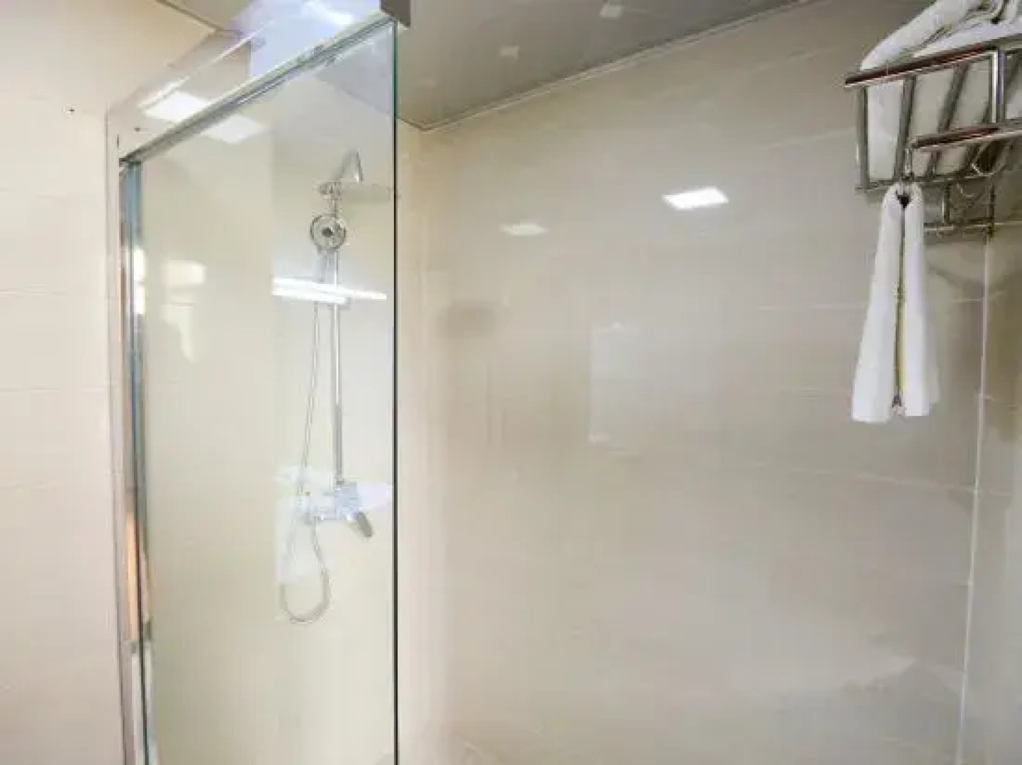 Shiping memory hotel