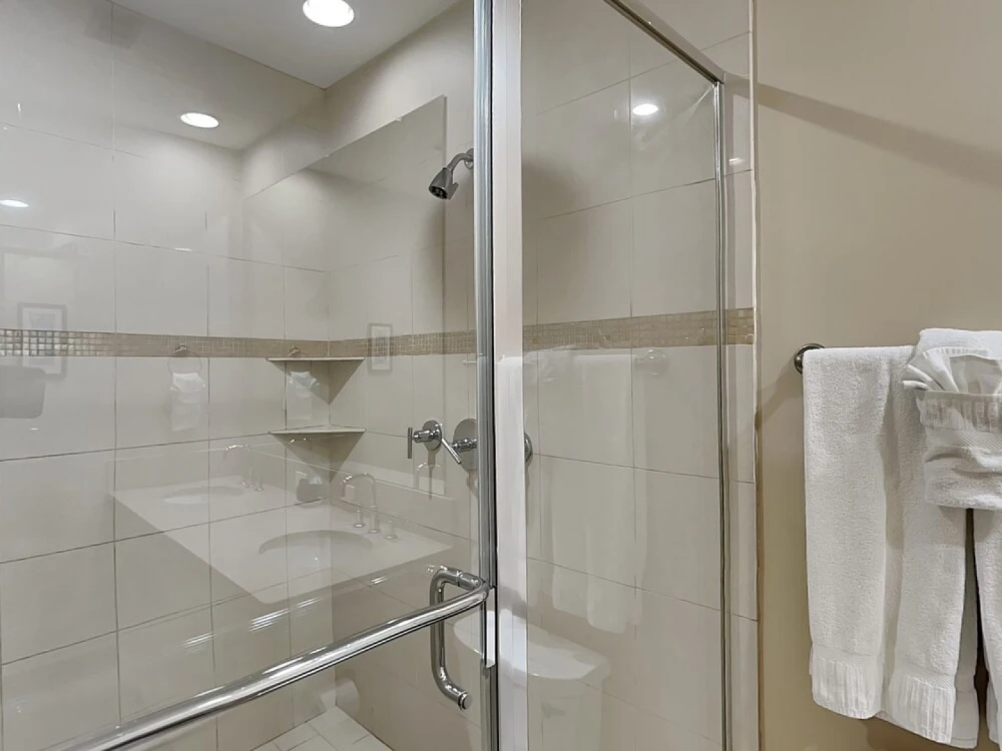 Diamond Beach 513 - Precious Memories