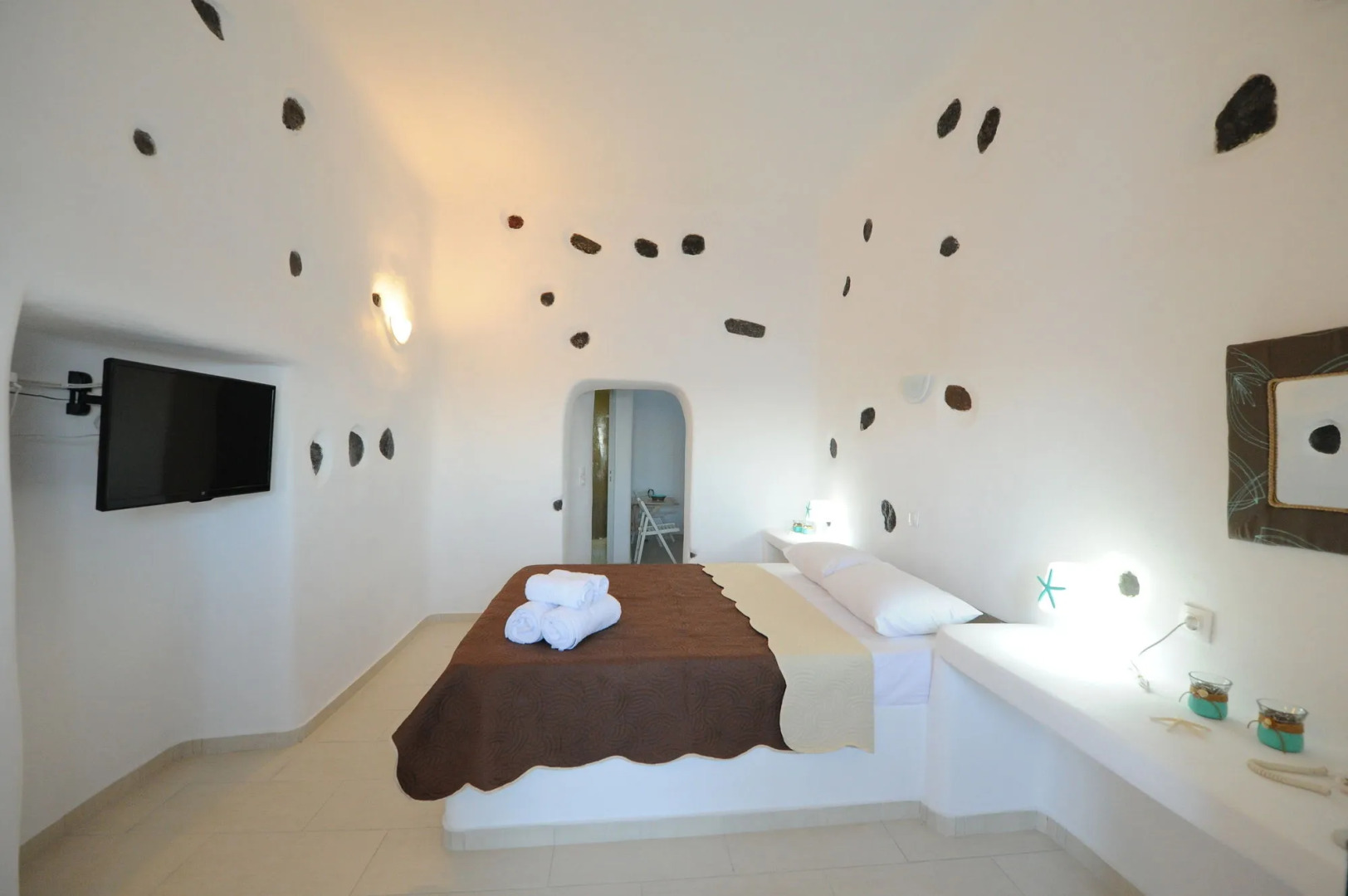 Manias Fira Residences