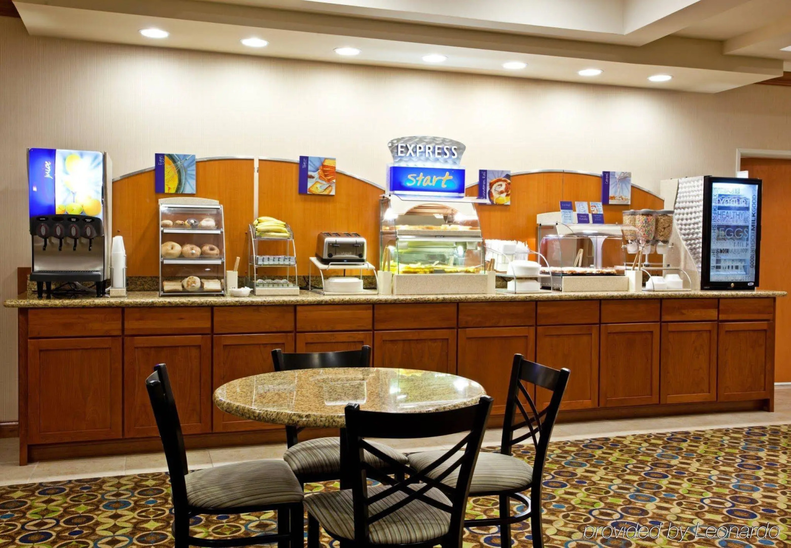 Holiday Inn Express Hotel & Suites Bay City by IHG