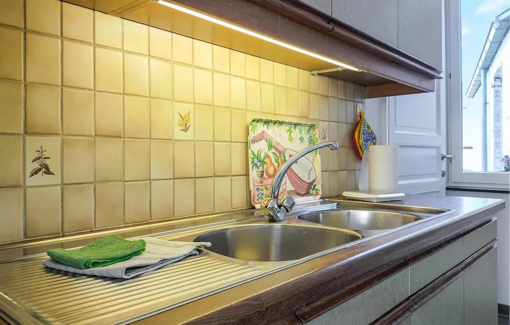 Awesome Home in Oostvleteren With Wifi