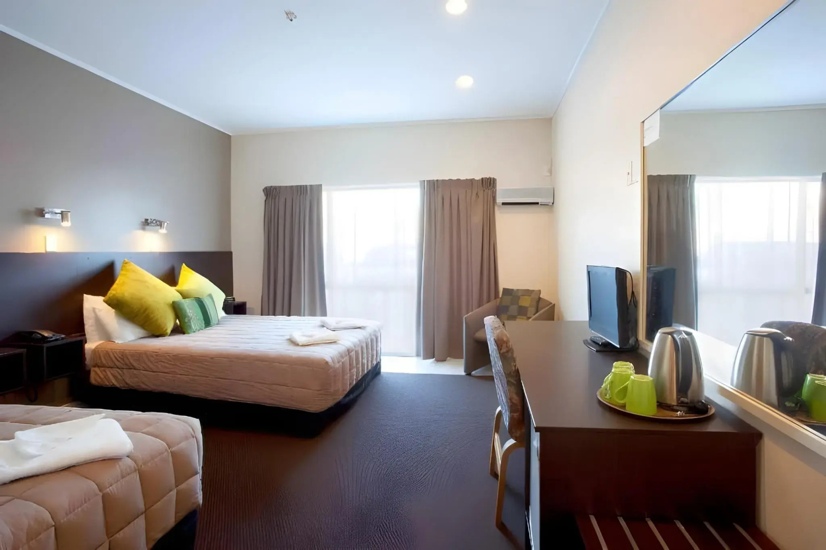 Auckland Airport Kiwi Hotel