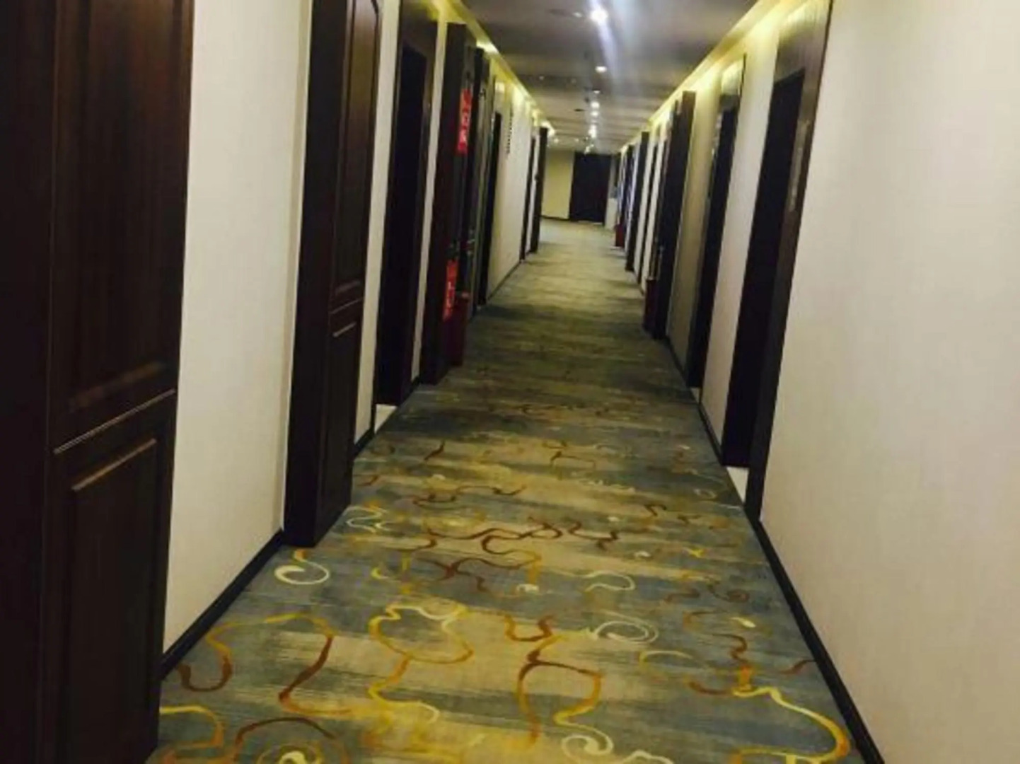 Suining Yaxia Hotel (Logistic Port Jianxuan City)