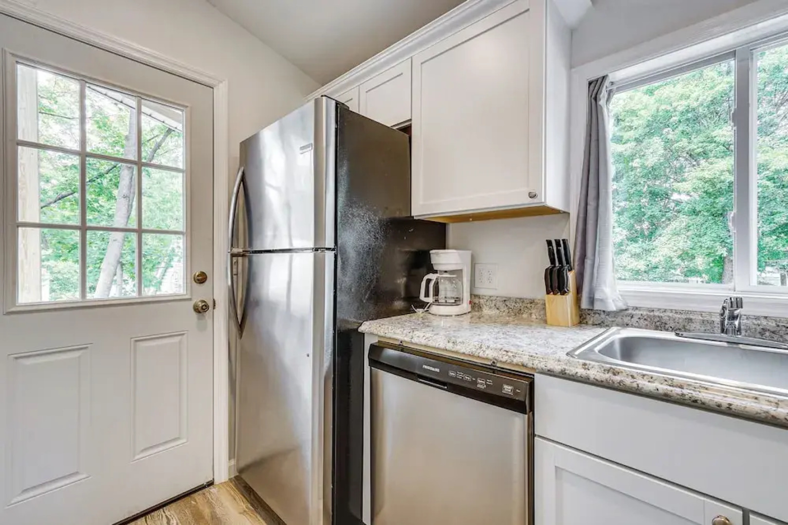 Cozy Glens Falls Getaway < 1 Mi to Downtown