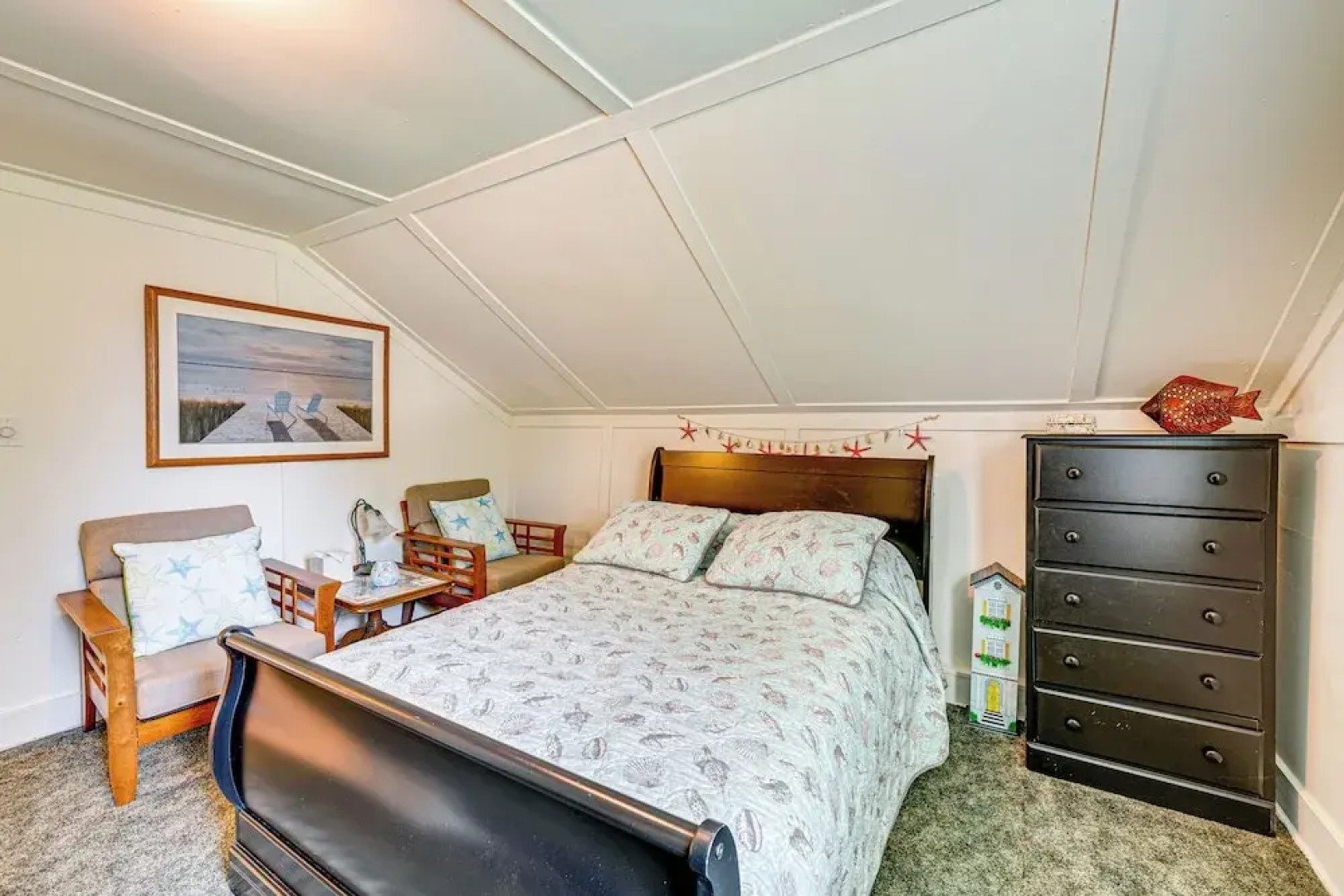 Powers Lake Home w/ Patio - 9 Mi to Lake Geneva!