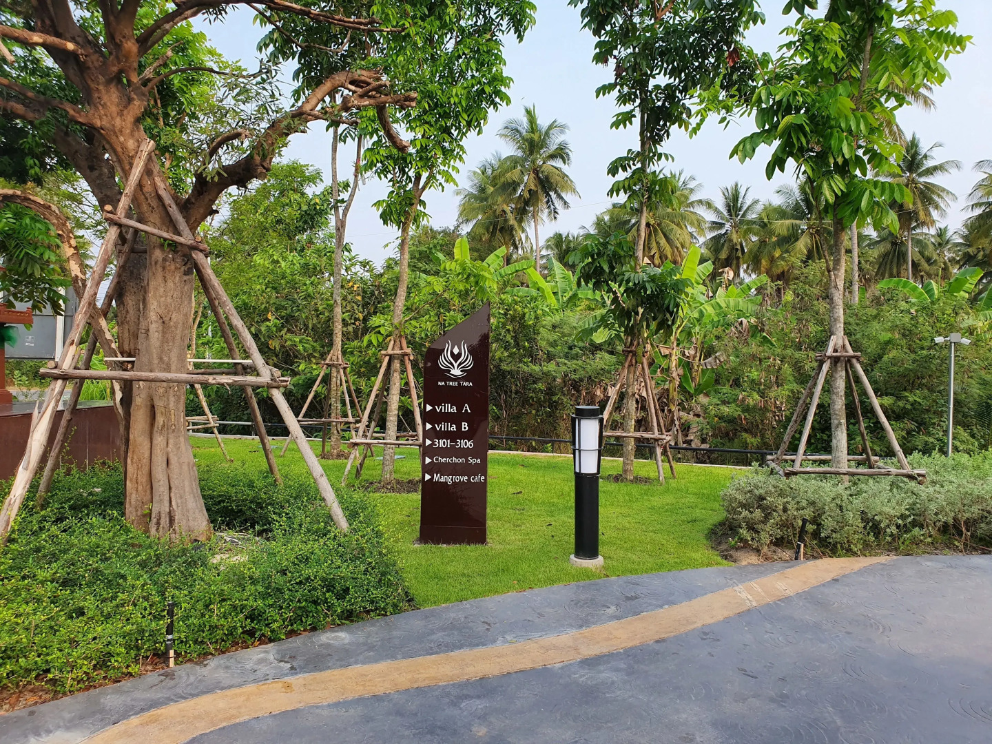 Na Tree Tara Riverside Resort Amphawa Damnoensaduak