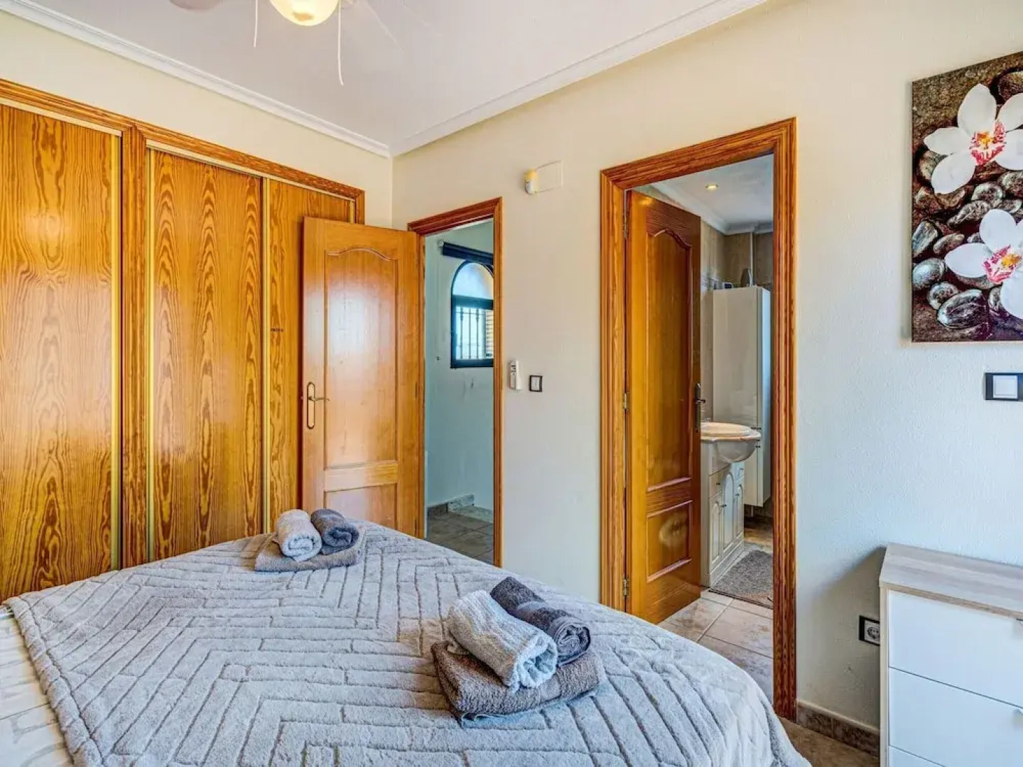 Coastal Comfort in Orihuela