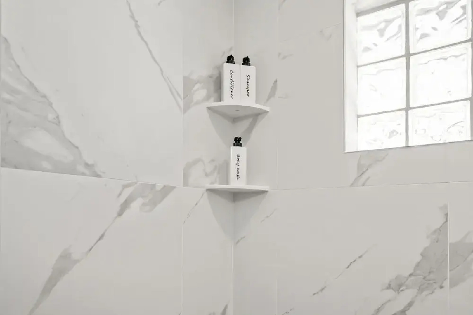 Sunny Palmetto Oasis: 4br Home With Private Pool 4 Bedroom Home by RedAwning