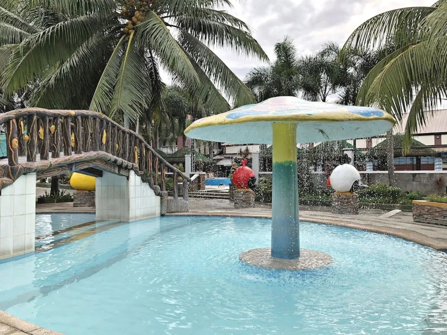 Quezon Premier Hotel - Candelaria