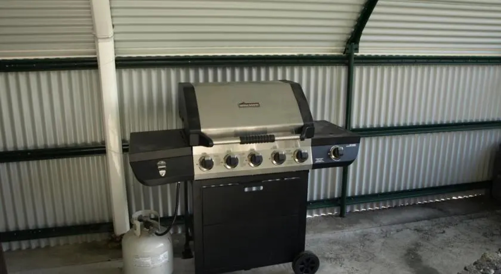 Hawaiian Paradise Bungalow