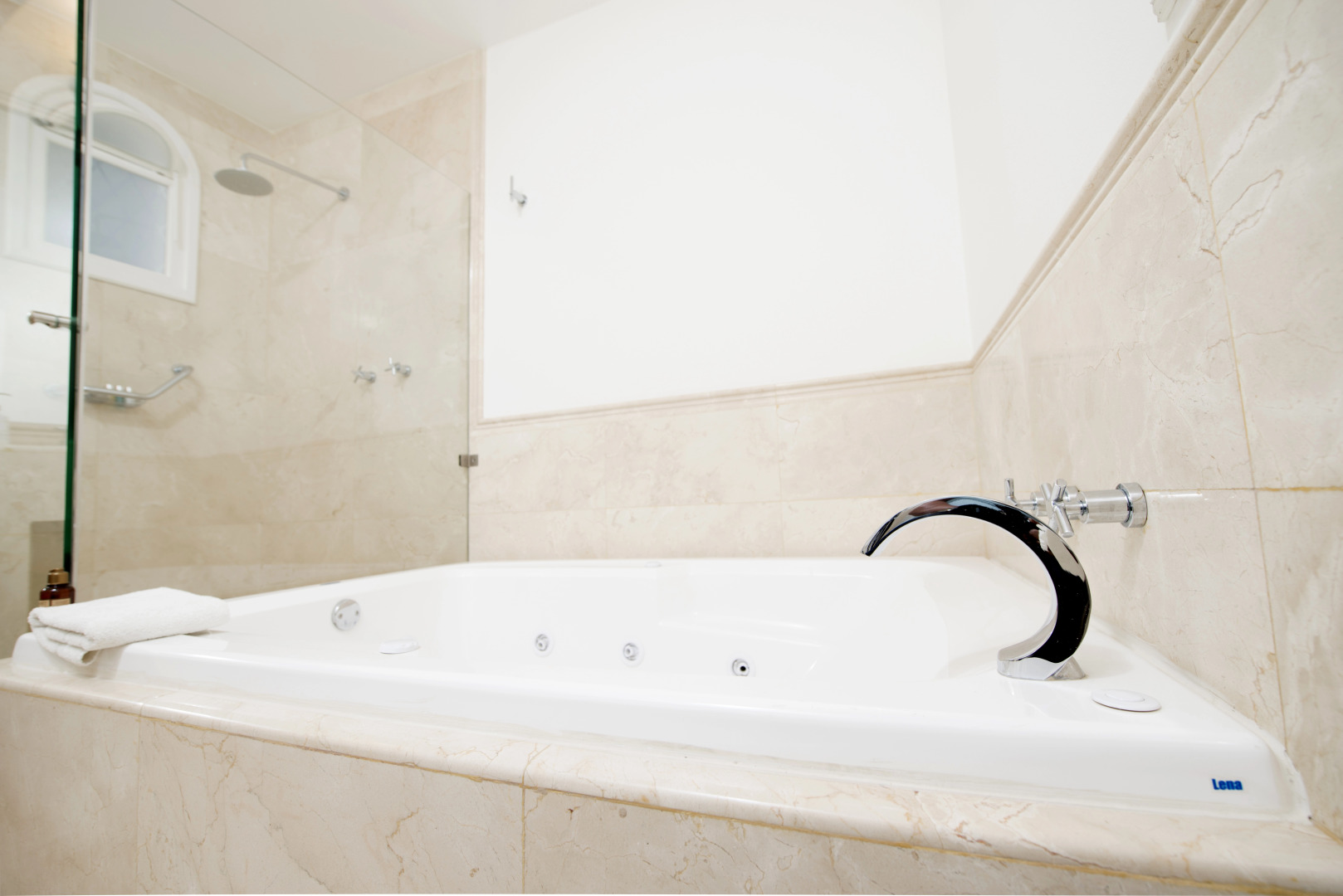 Casa Bonita Hotel & Luxury Residence