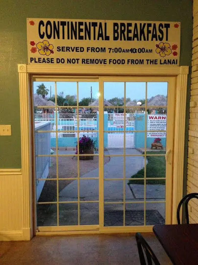 Shark Reef Resort Motel & Cottages