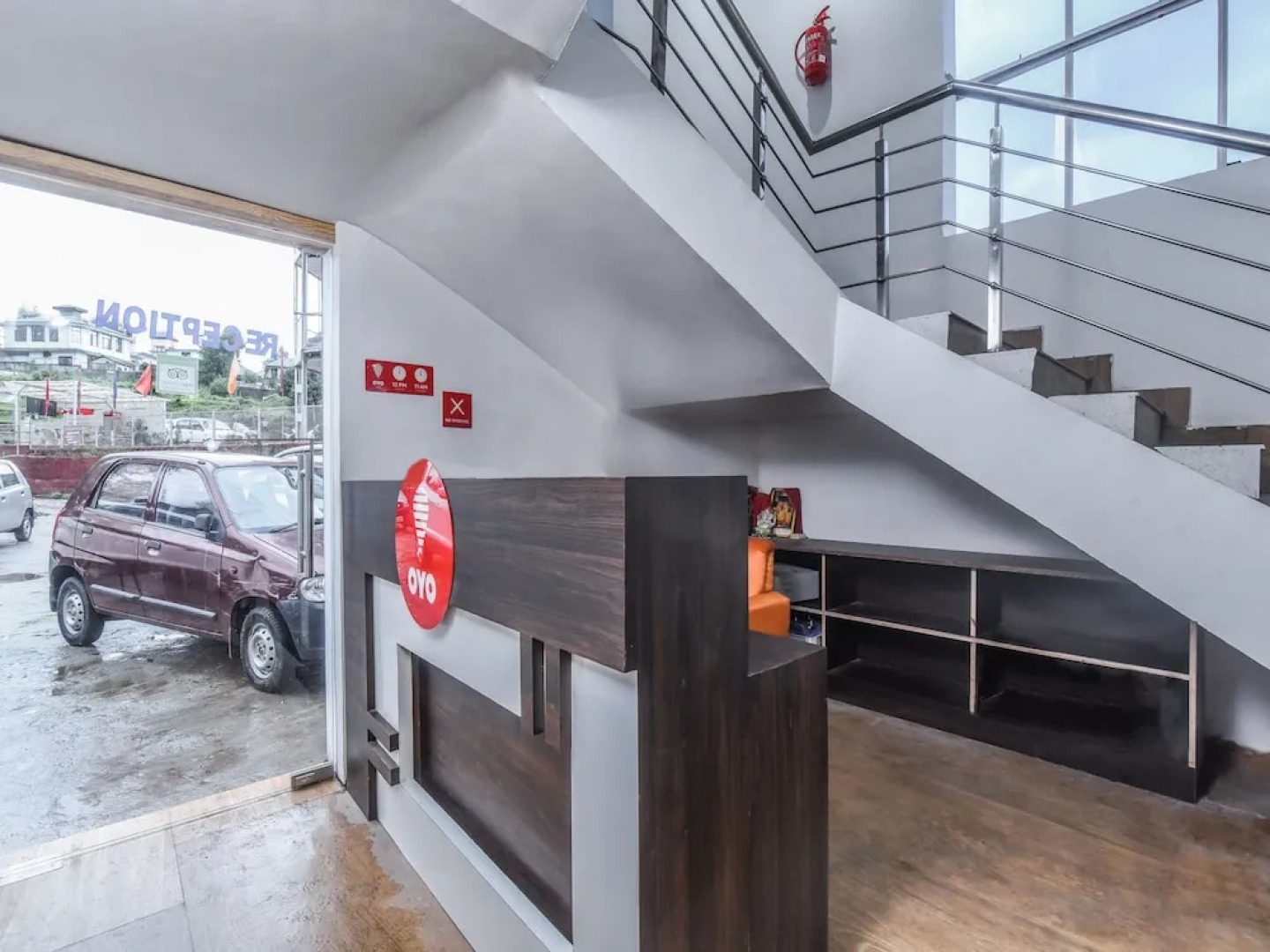 OYO 15806 Hotel Naddi Hills