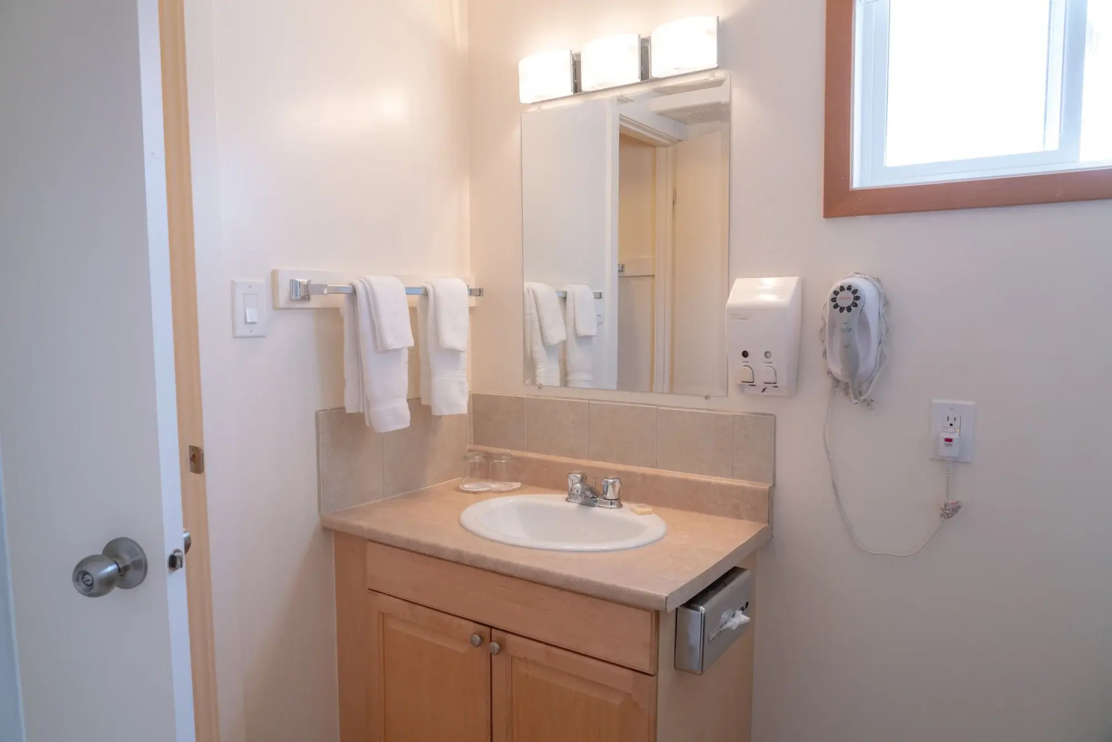 Rocky Mountain Ski Lodge