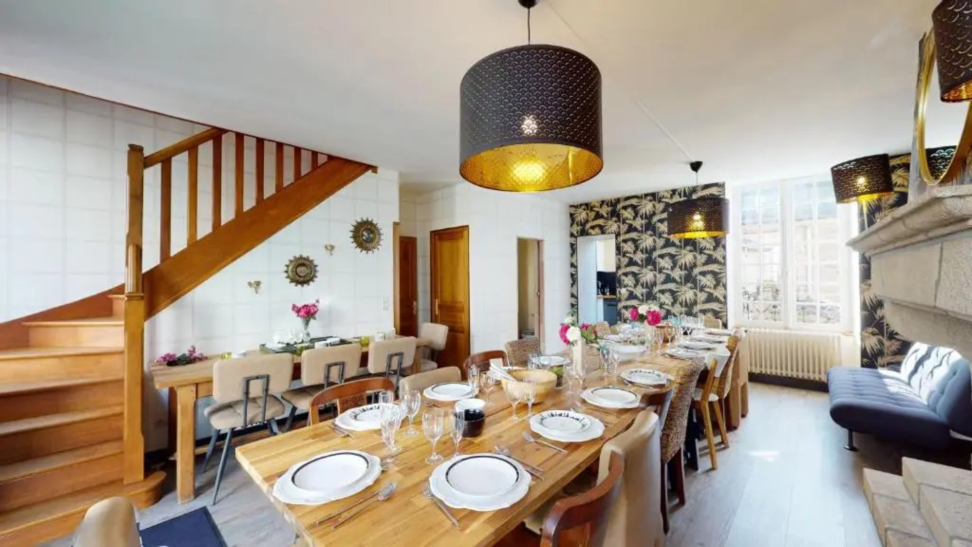 La Villa et Cours du Paradis gîte 4 étoiles, Billard BabyFoot, société La Clef Decamp